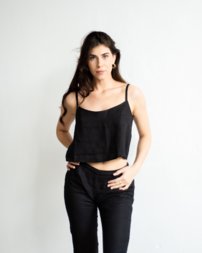 CHIC ľanový crop top BLACK