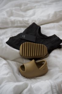 BLACK ľanové body